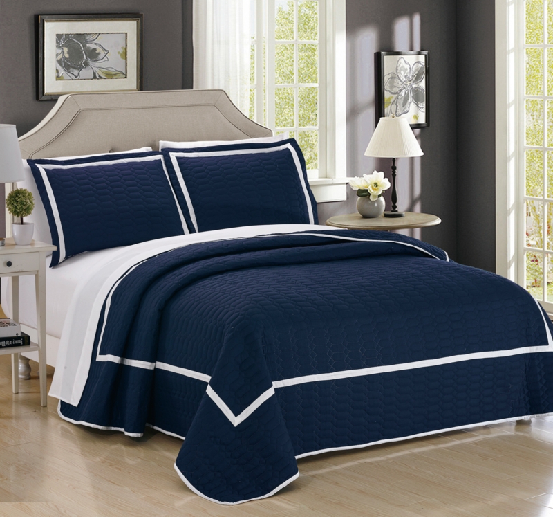 Janda Modern & Contemporary Geometric Shapes Quilt Set
