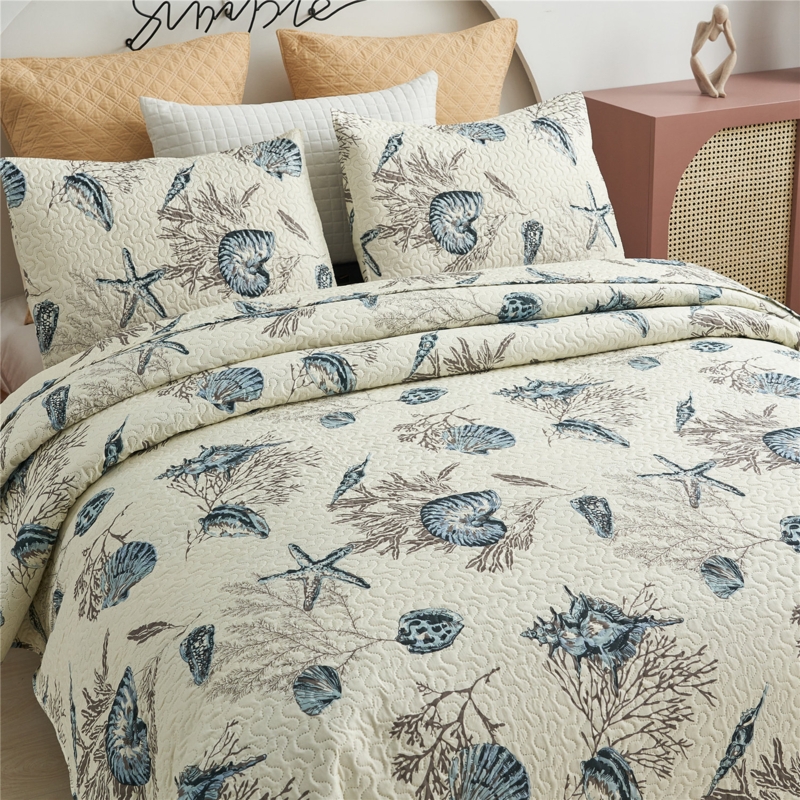 Mauldin Animal Print Quilt Set