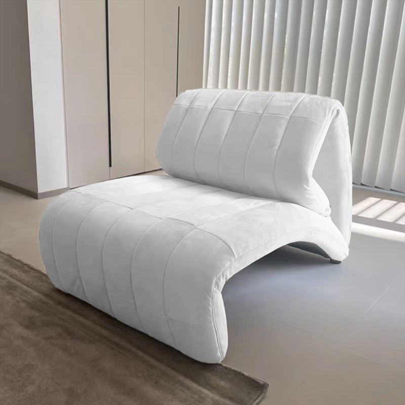 Ruzycki Upholstered Chaise Lounge