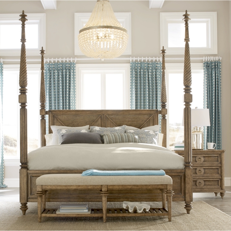 Classic Wooden Four Poster Bed with Chandelier