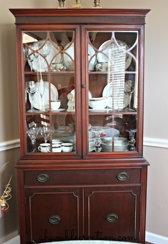 Elegant Traditional Wooden Corner China Cabinet