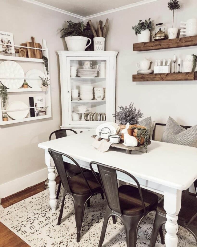 Charming Space-Saving Corner Hutch Dining Room Ideas
