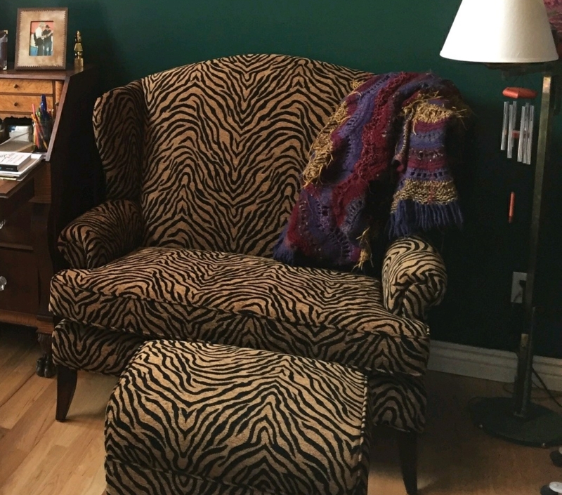 Tiger Stripe Accent Chair with Ottoman in Cozy Den