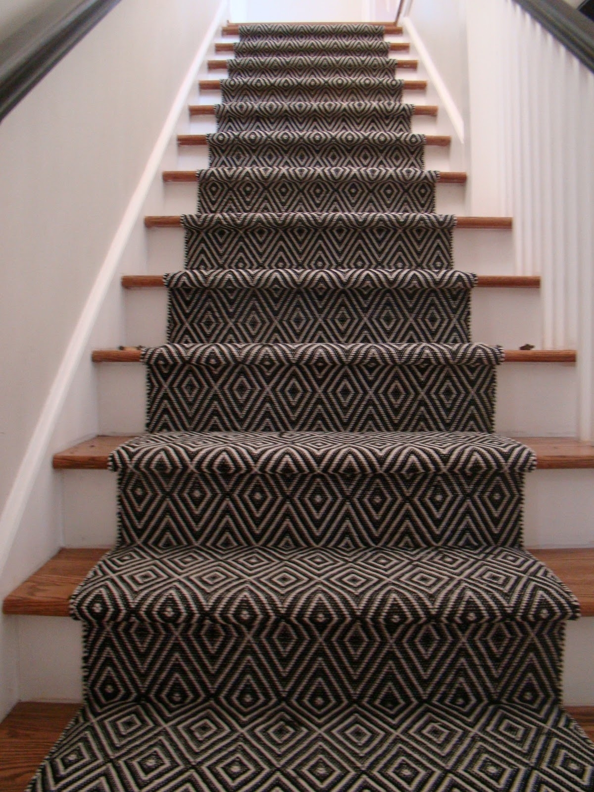 Carpet stairs outlet to wood