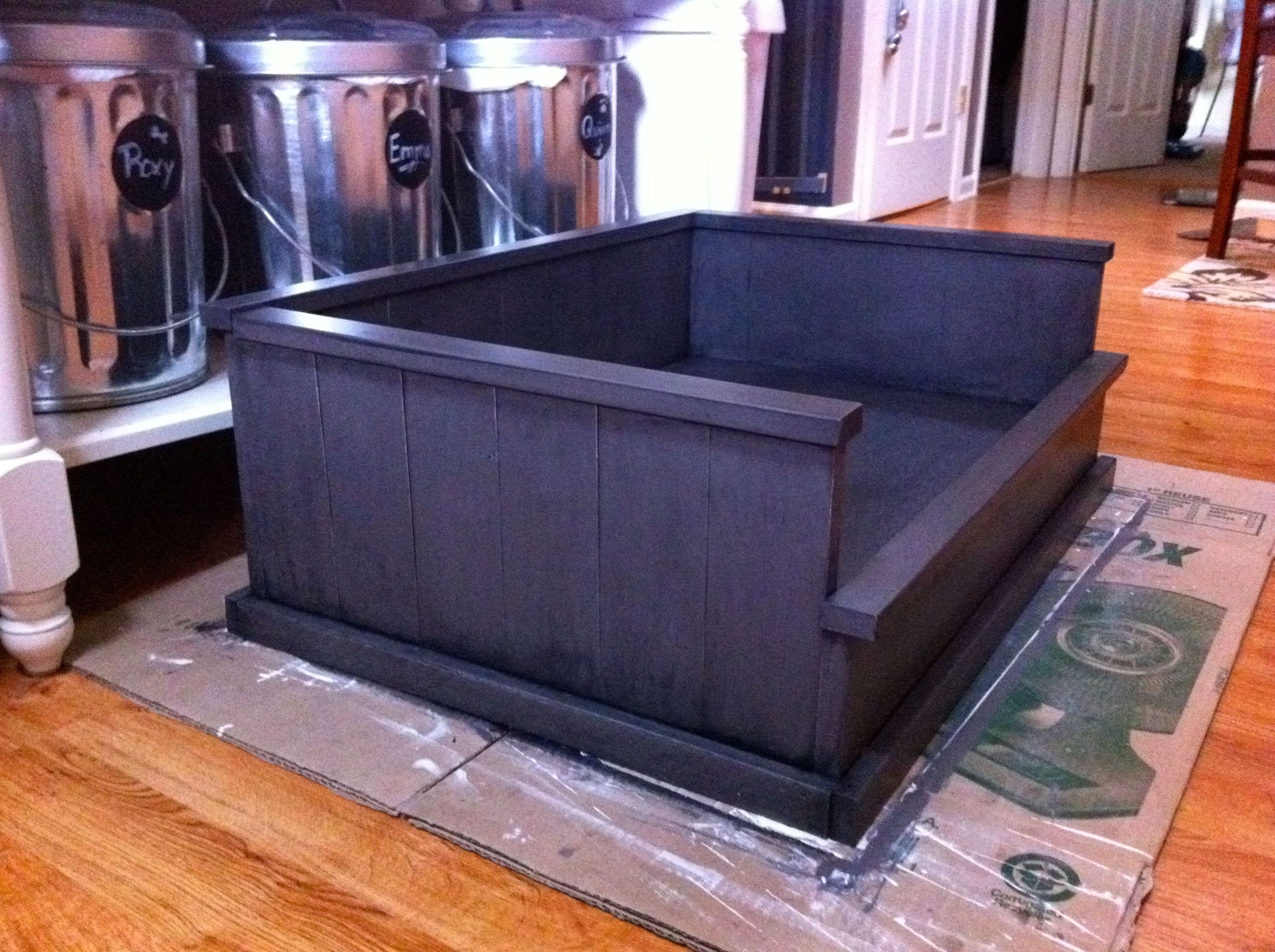 Featured image of post Wooden Dog Bed Frame Diy - If you&#039;re into recycling and rustic furniture this project is for you.