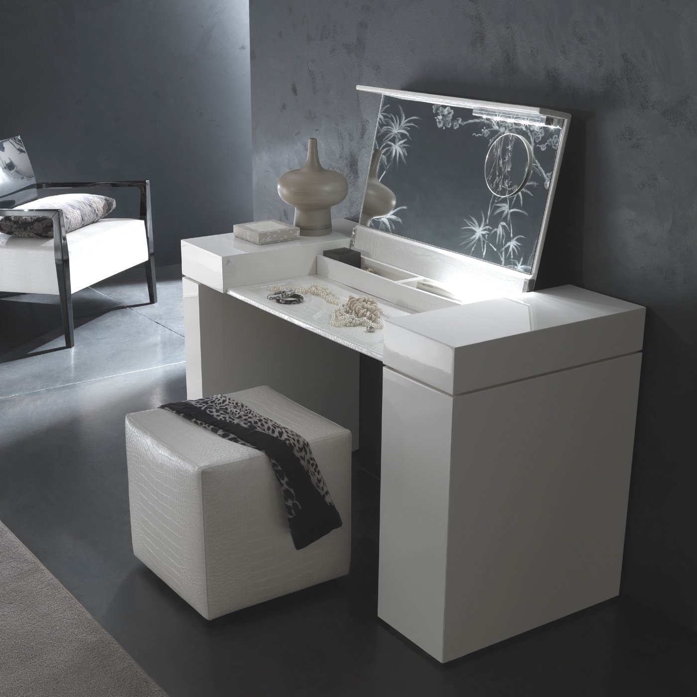 fold up mirror dressing table