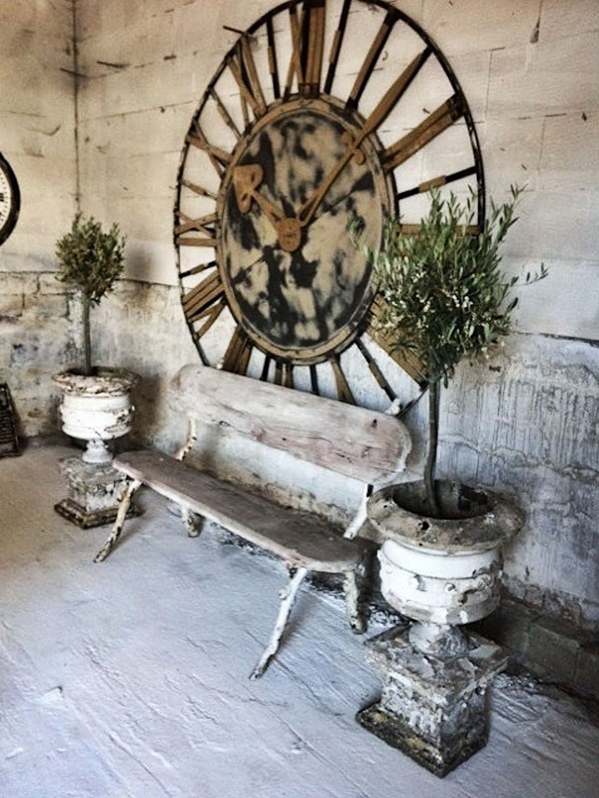 Outdoor Classic Vintage Design Garden Clock Large Wall Clock for Garden Indoor 