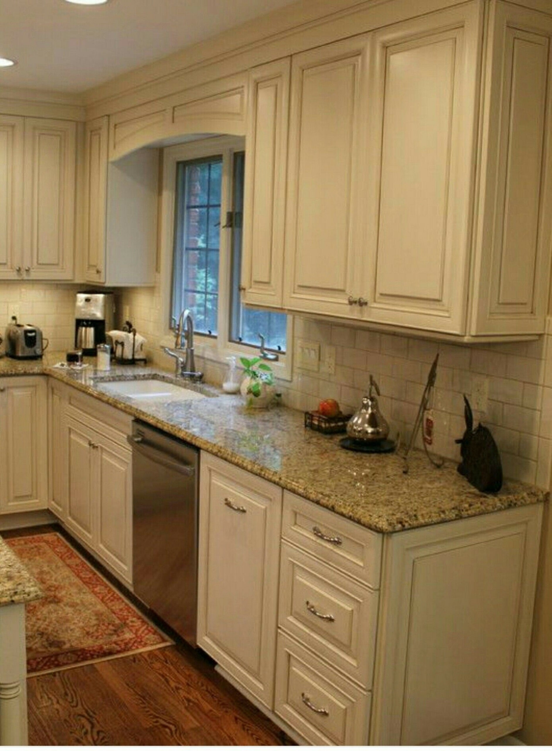 Ivory Colored Kitchen Cabinets