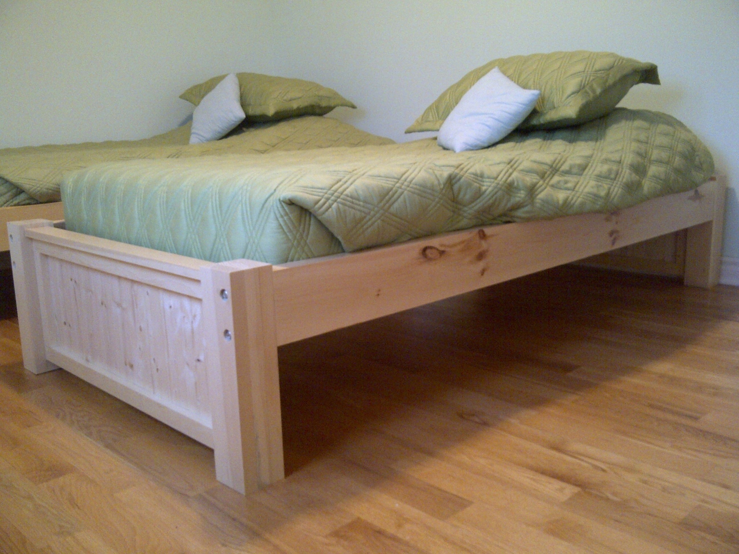 platform bed for toddlers