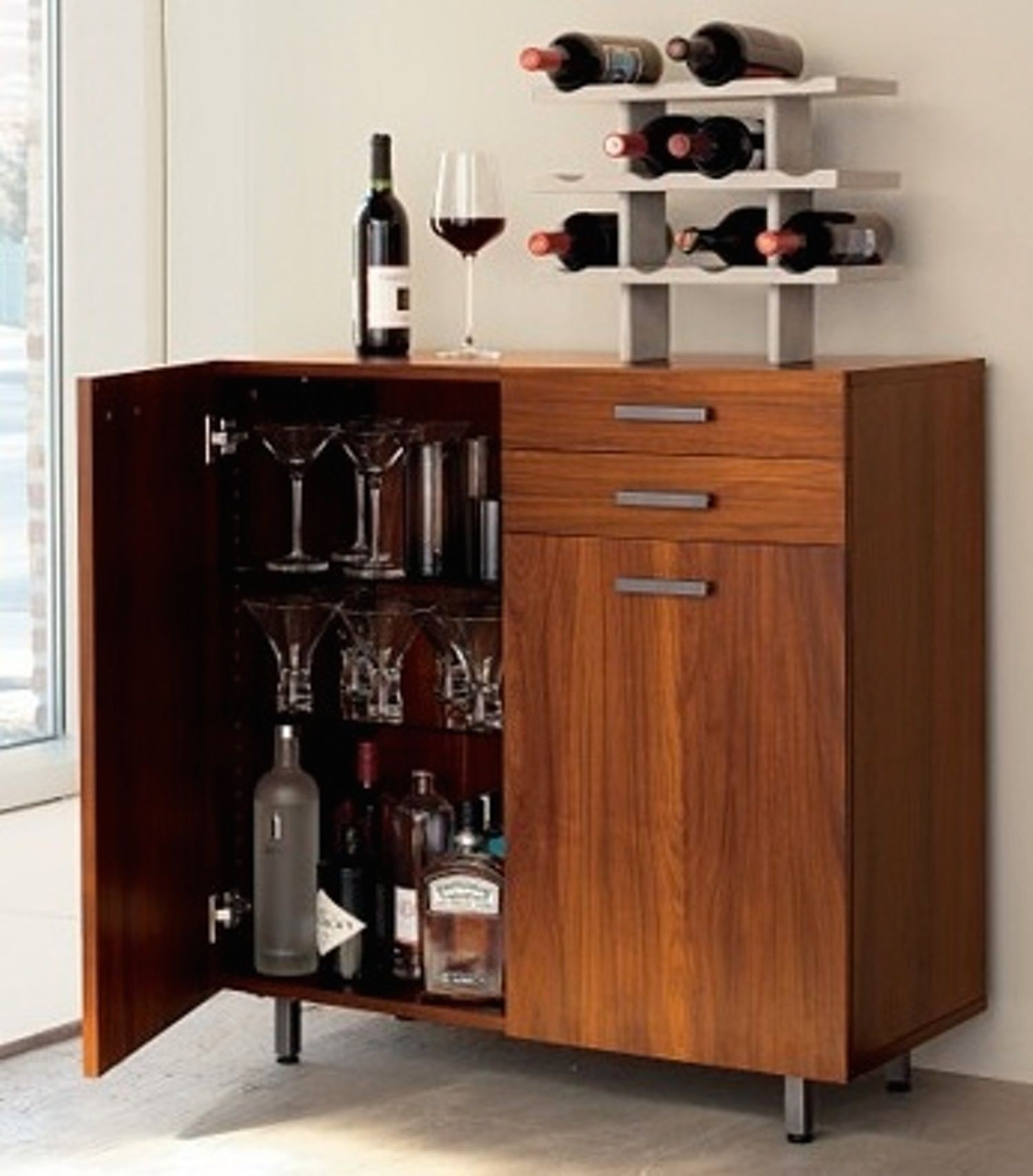 Choosing the Best Wall Mounted Liquor Cabinet - SirMixABot