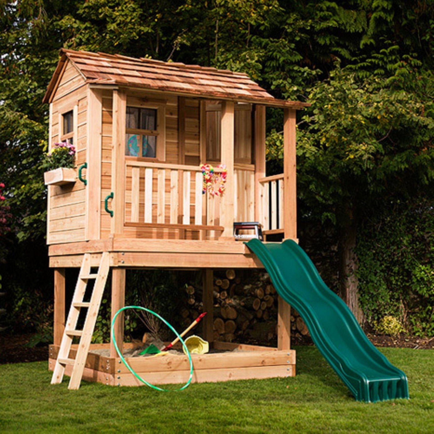 kids backyard playhouse