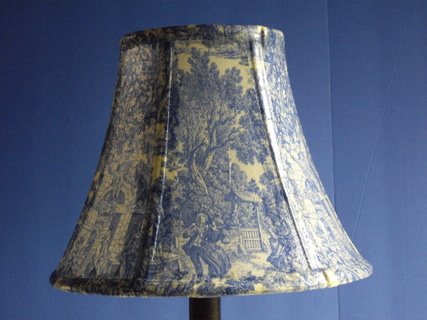 French country toile lamp shade red 7.8 ins x 11.8 ins for a table lamp 